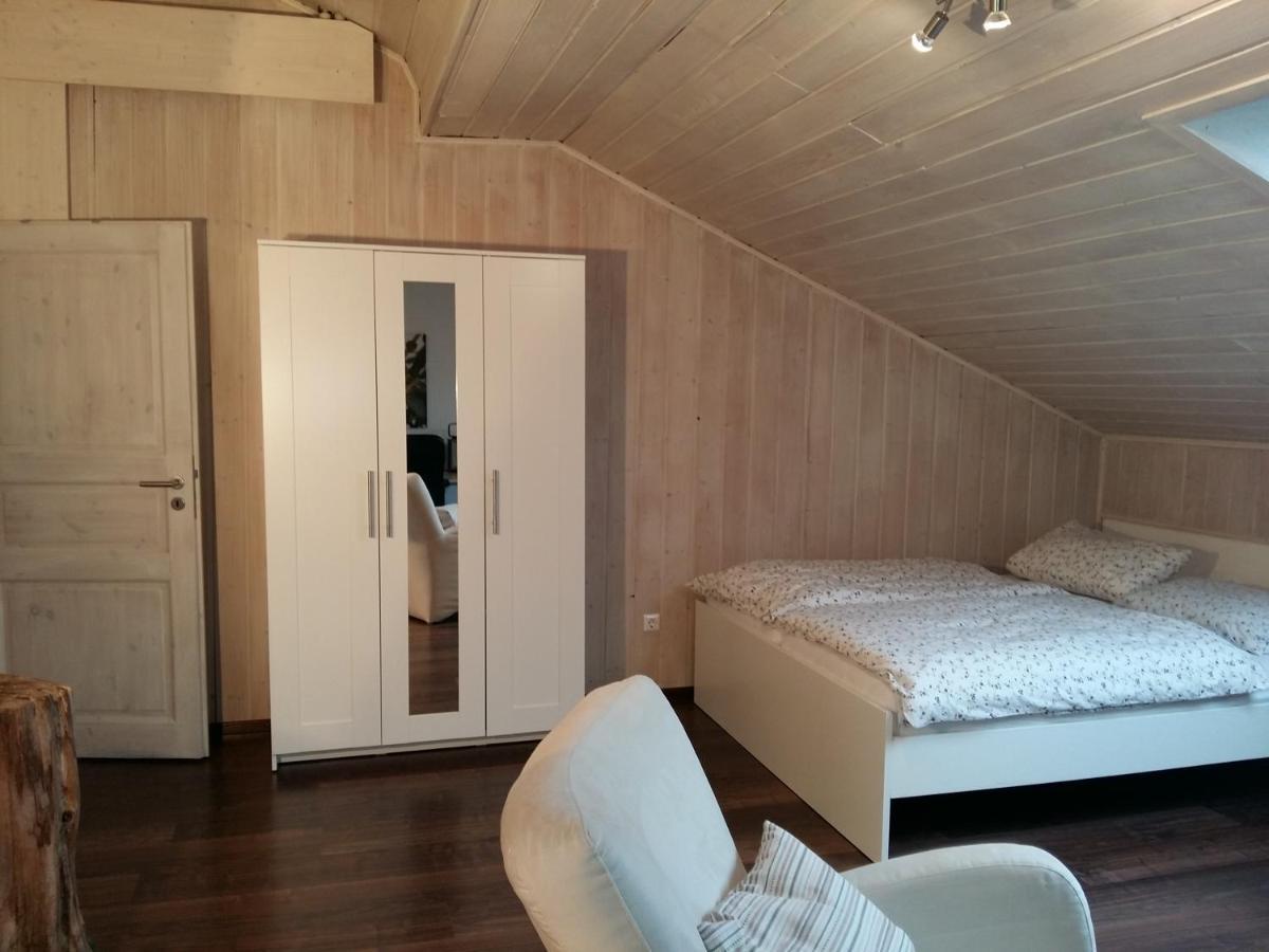 Modernes Apartment Zum Wohlfuehlen Kolbermoor Esterno foto