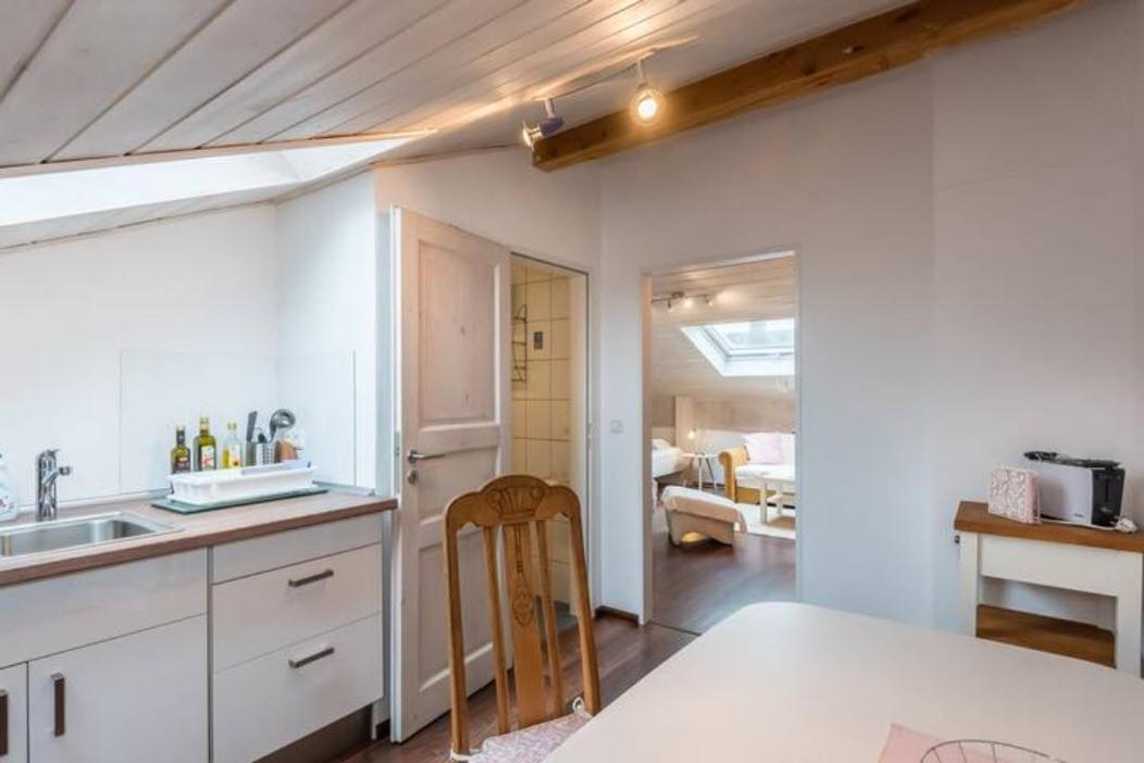 Modernes Apartment Zum Wohlfuehlen Kolbermoor Esterno foto